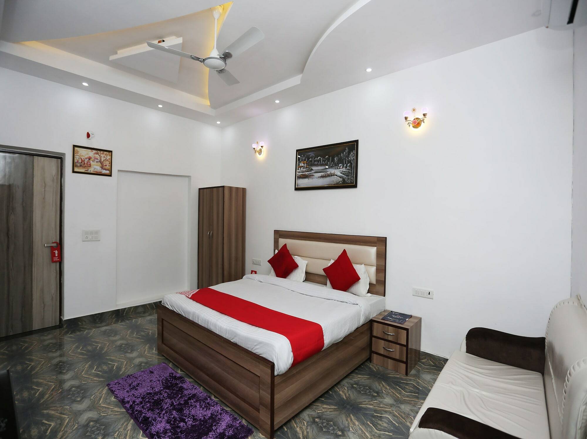 Hotel Rest Palace Agra  Extérieur photo