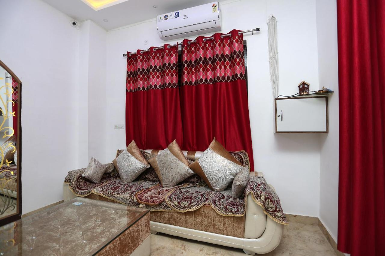 Hotel Rest Palace Agra  Extérieur photo